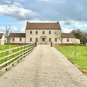Salton Lodge Salton